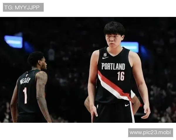 韩乔生:瀚森在开拓者一队是边缘轮换 看看能不能在G联盟多打打吧 韩乔生:瀚森在开拓者一队是边缘轮换 看看能不能在G联盟多打打吧